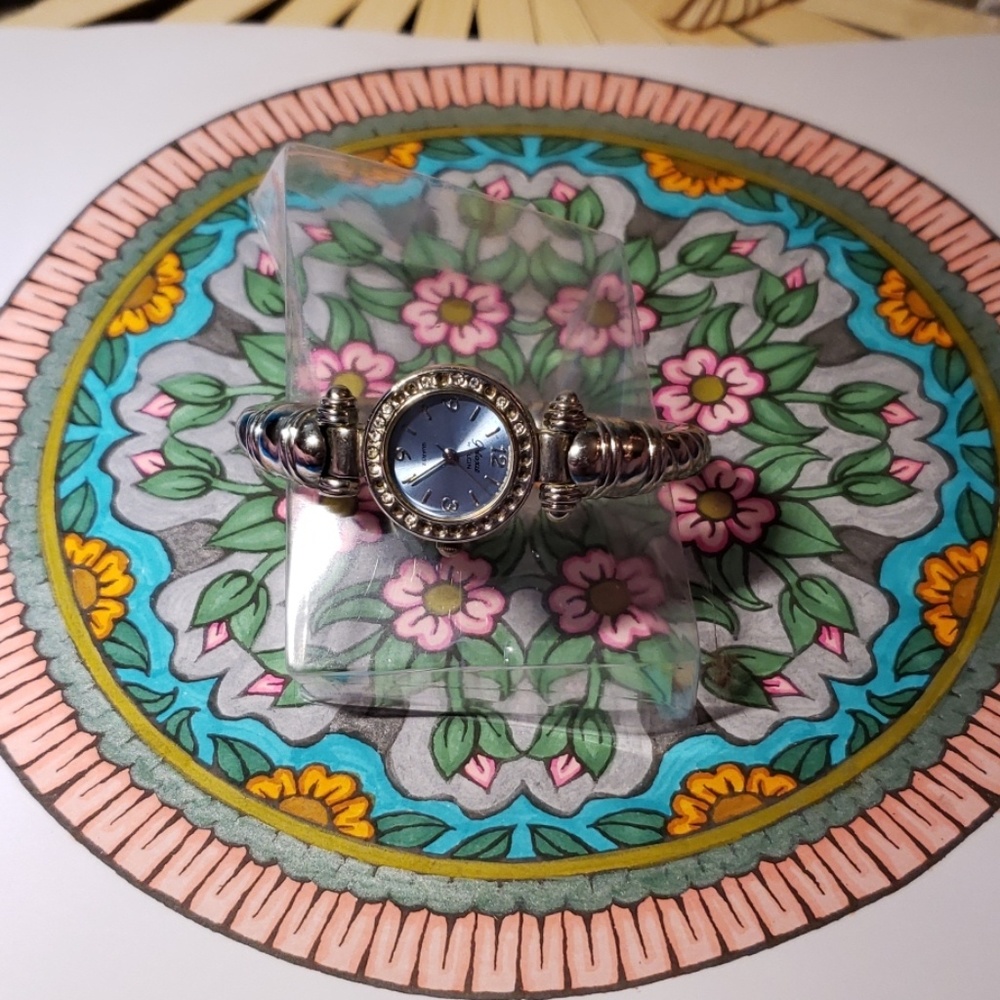🎉Free with Bundle🎉  Blue faced cuff watch